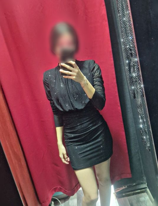 Rochie scurta neagra cu sclipici