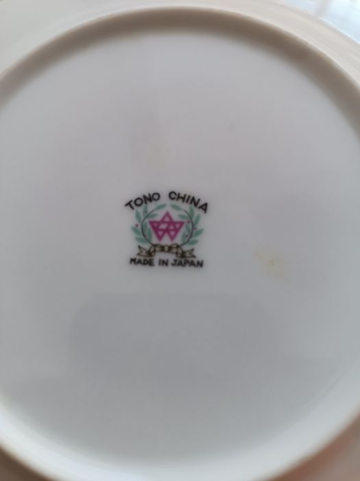 Продам суповые тарелки