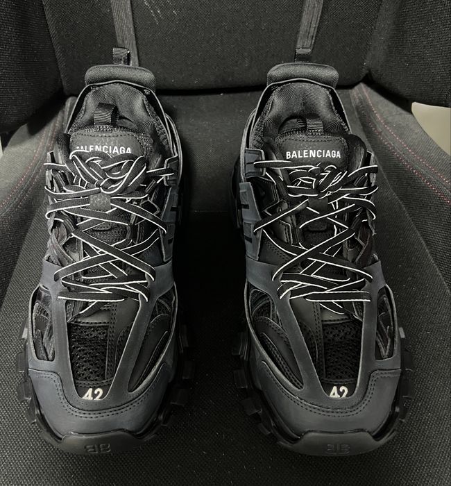 *REDUCERE* Balenciaga Track Editie Limitata