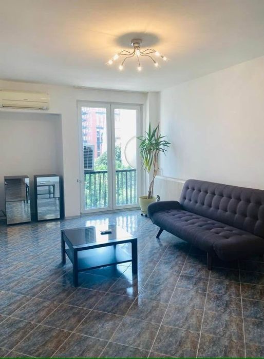 De inchiriat ap 2 camere direct proprietar