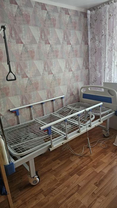Кровать для лежачих