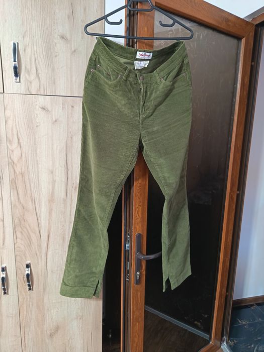 Pantaloni groși mărimea 40