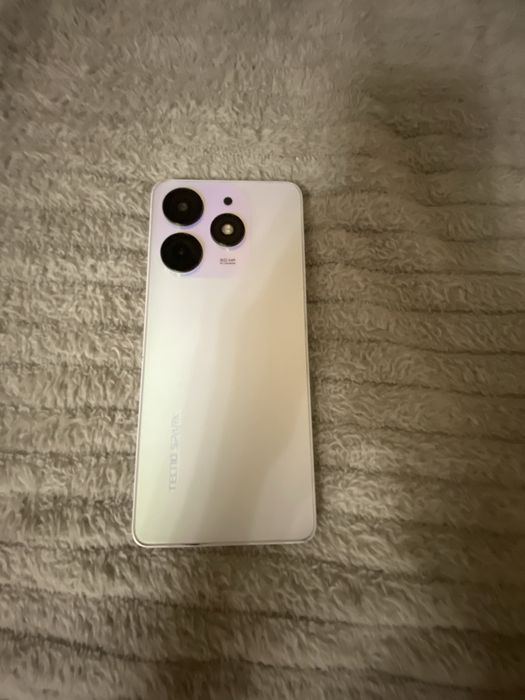 Продам телфон tecno spark 10 pro