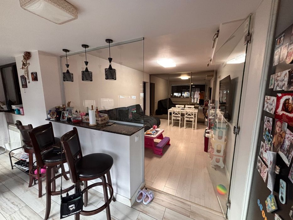 Apartament parter plus curte prorprie