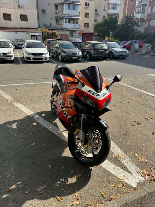 Honda cbr 600rr moto