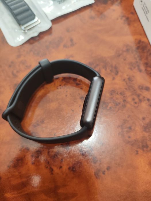 Продам Xiaomi Smart Band 9 pro.