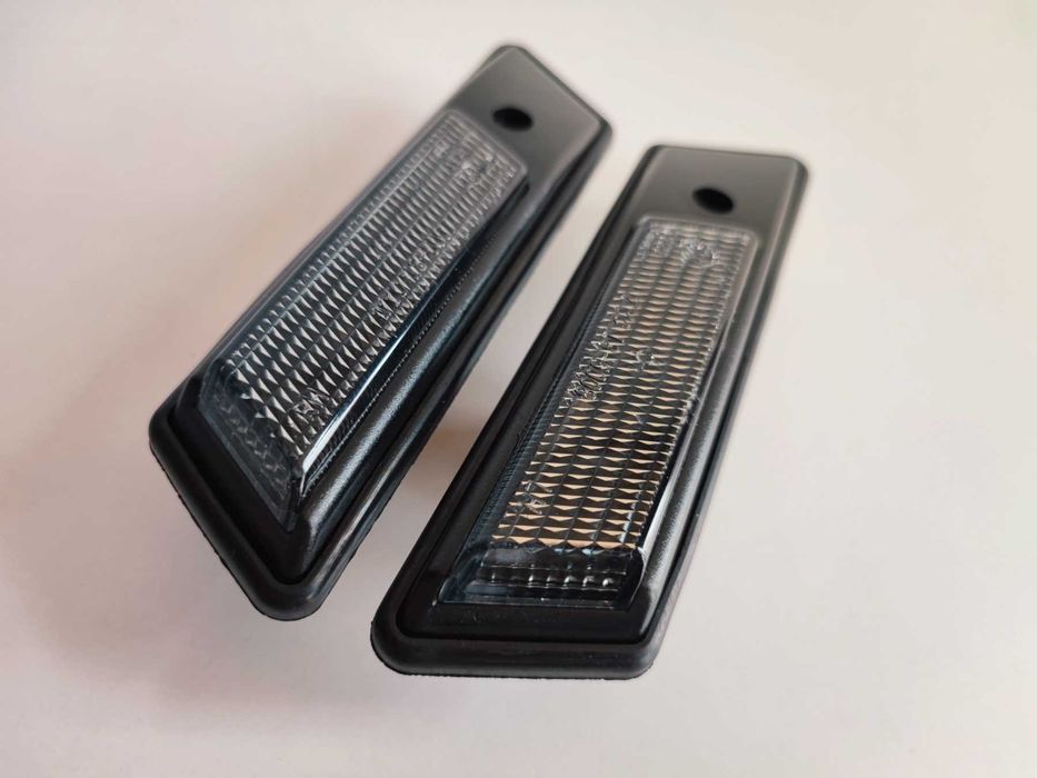 Странични мигачи БМВ Е34 Е36 Е32 тъмни затъмнени тунинг нови BMW E36