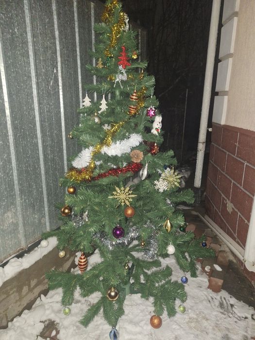 Искусственная ёлка