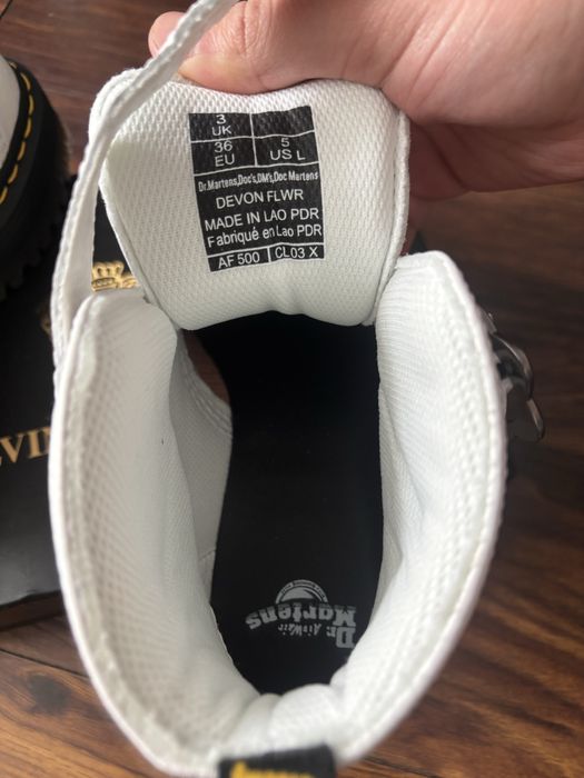 Ghete de dama Dr Martens