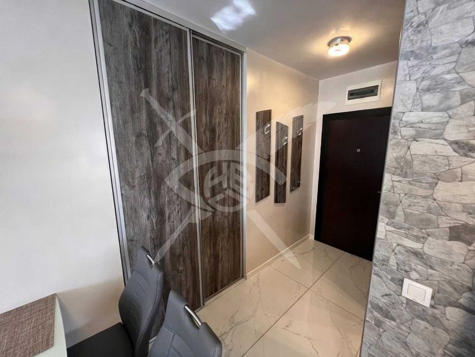 Дава се под наем Тристаен апартамент в София, Военна рампа - 80 кв.м за 718.08 € - Снимка #7