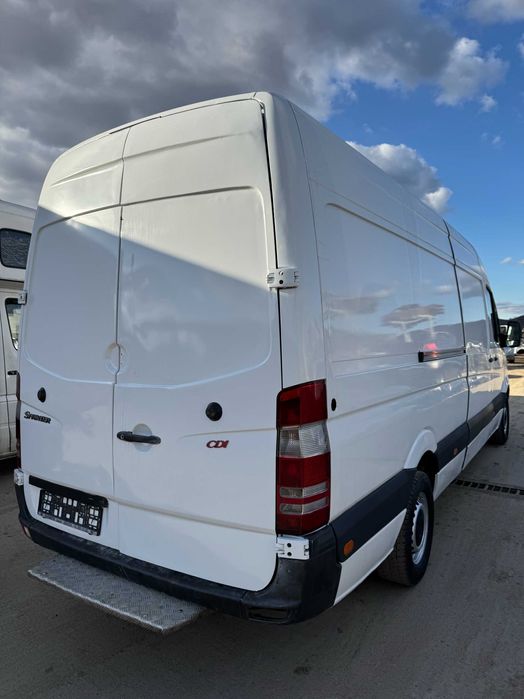 Dezmembrez Sprinter 906 Euro 4 2.2 CDI 130 cai BiTurbo