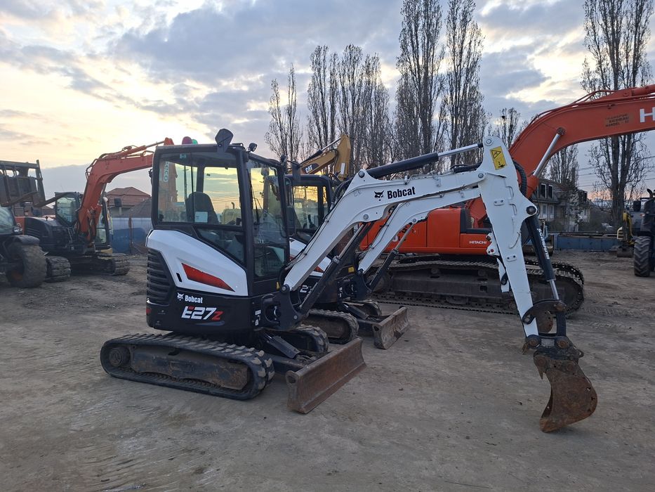 Vand miniexcavator bobcat E27z