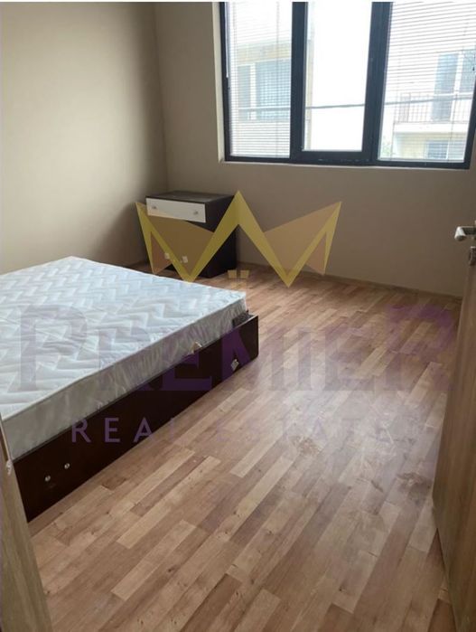 Дава се под наем Тристаен апартамент в Варна, Погреби - 80 кв.м за 433.5 € - Снимка #5