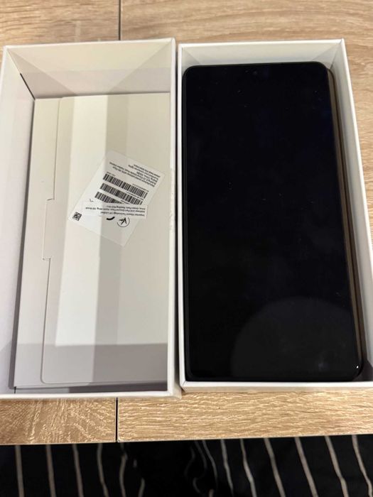 Xiaomi Redmy Note 12 Pro 5G 128GB ROM,6GB RAM +5 калъфа