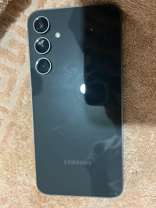 Samsung S23FE128
