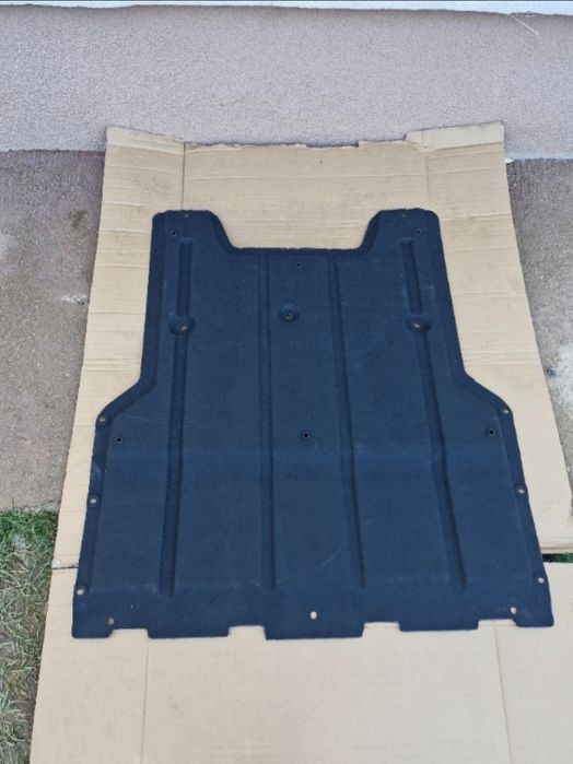 Scut motor Audi Q3 NOU 2011-2018 Material