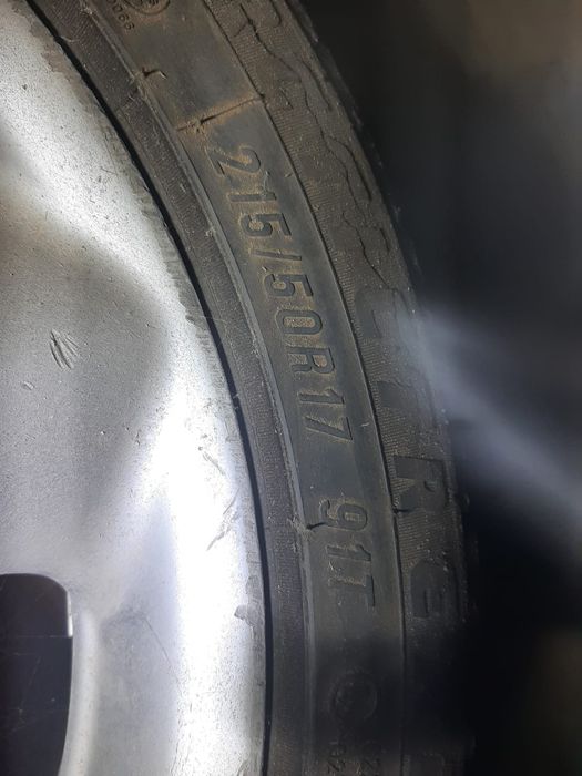 Продам  215/50/R17