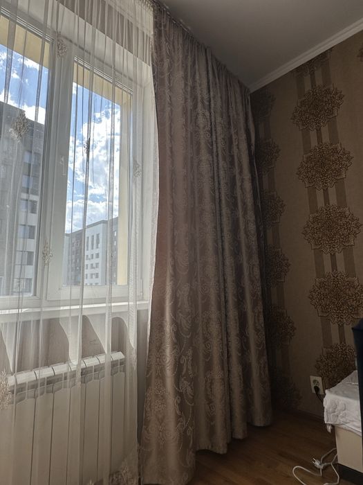 Продам шторы 2,9м