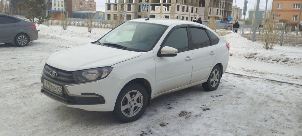 Продам Лада гранта лифтбек 2023г