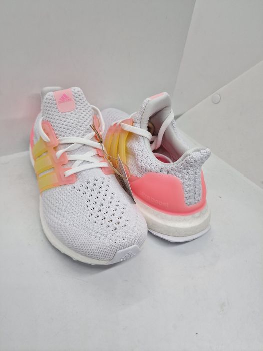 Adidas Ultraboost 5.0 DNA J nr. 36 2/3, 37 1/3, 38