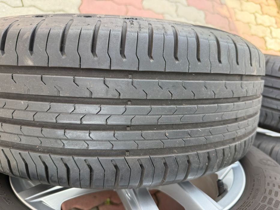 Jante de aluminiu originale VW Golf 7 R16 cu cauciucuri bune de vara