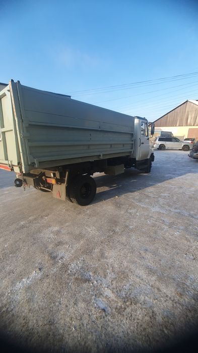 Продам зил бычок.