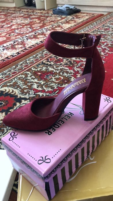 Продам Обувь 33-34 размер