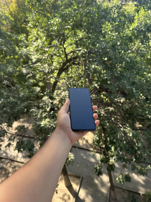 Redmi note 13 ,  8/256 , ideal xolatda radnoy telefon