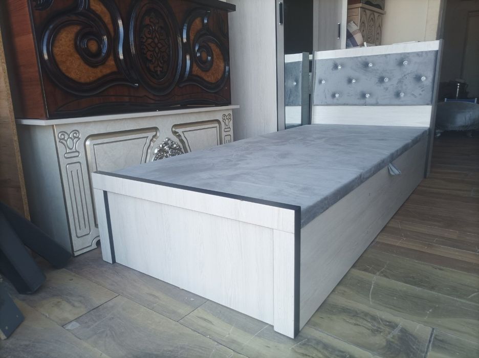 Krovat sanduk tayyor mebellar