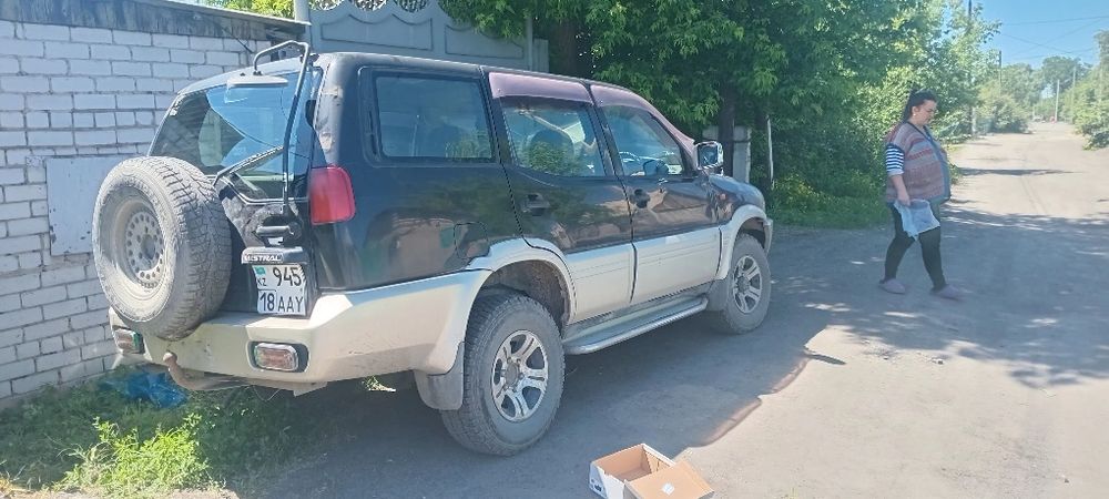 Ниссан террано 2