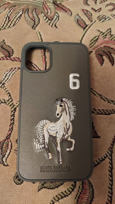 Чехол на айфон 11