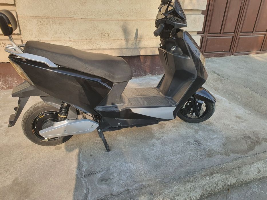 Ядея 2024 й 72 в 20 А 1500ват холати зур