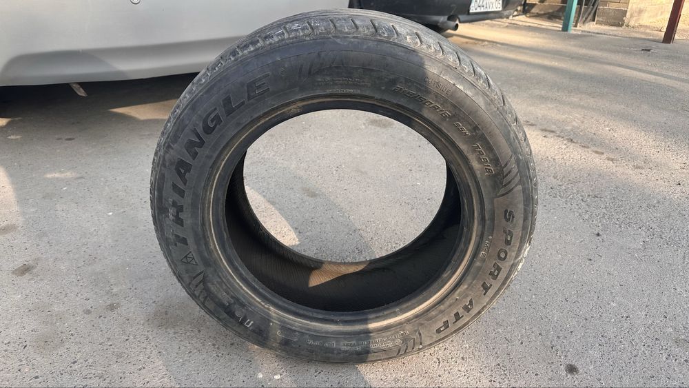 Продам шины 16 срочно