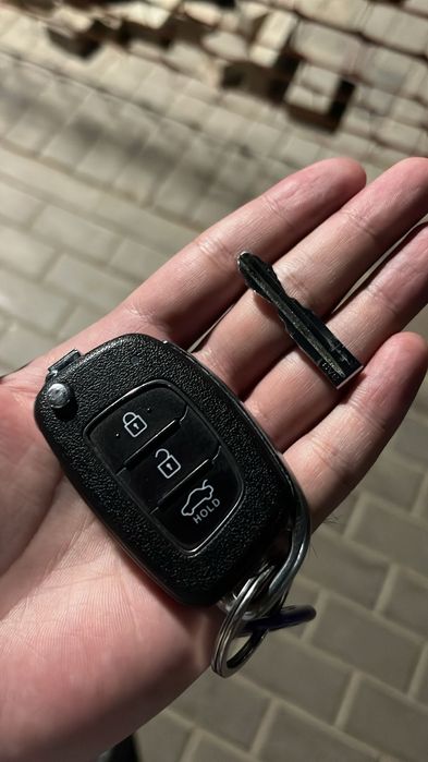 Изготовление ключей toyota Астана открыть машину ремонт замка зажигани