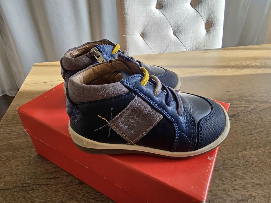 Pantofi Garvalin nr 22