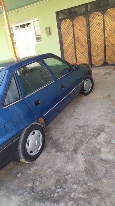 Нексия сотилади холати яхши нархини яна келишамиз