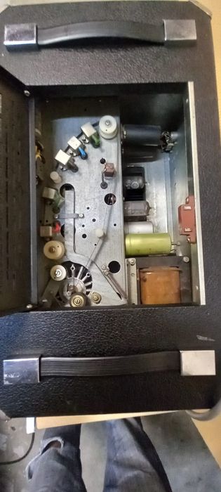Amplificator/ preamplificator  chitara  electrica Dinacord