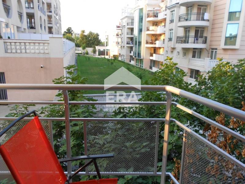 Продава се Двустаен апартамент в Поморие - 96 кв.м за 1073 €/кв.м - Снимка #3