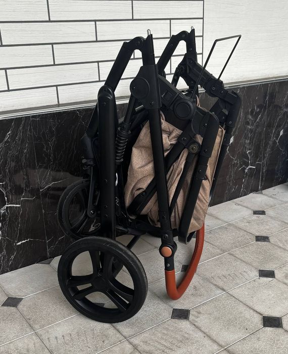 Детская коляска прогулочная