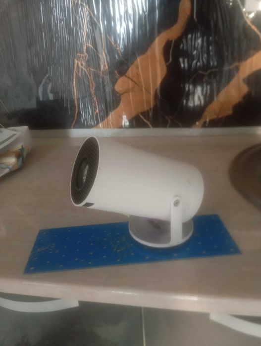 Vând video prejector