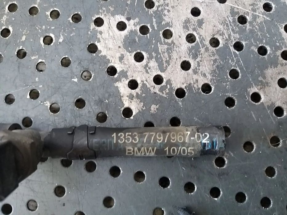 Conducta combustibil 2.0 d bmw seria 3 e90 13537797967