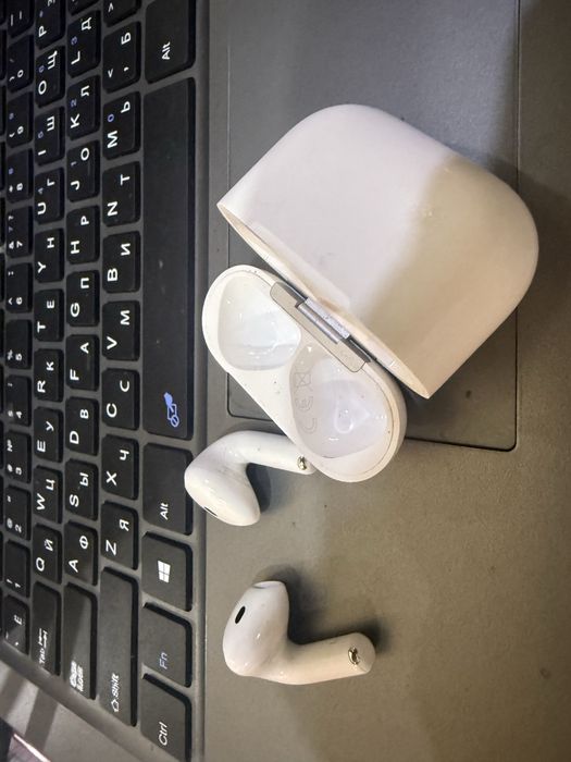 Airpods 4 orginal