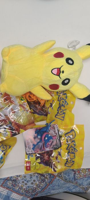 Plusuri Pikachu Pokemon, Stitch