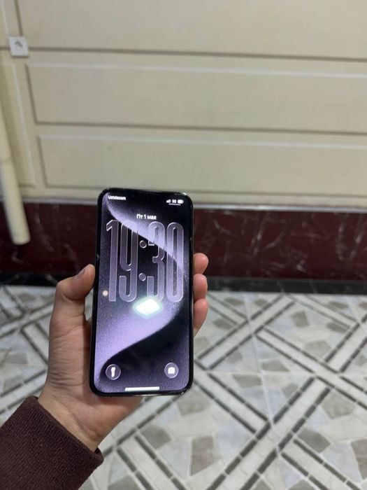 Salom 13 pro 256 gb ideal usta kormagan baraka topob ishlatasz tel qln