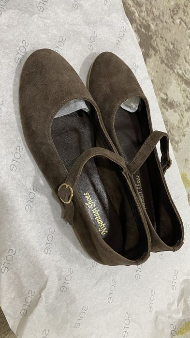 Продаю Замшевые балетки новые