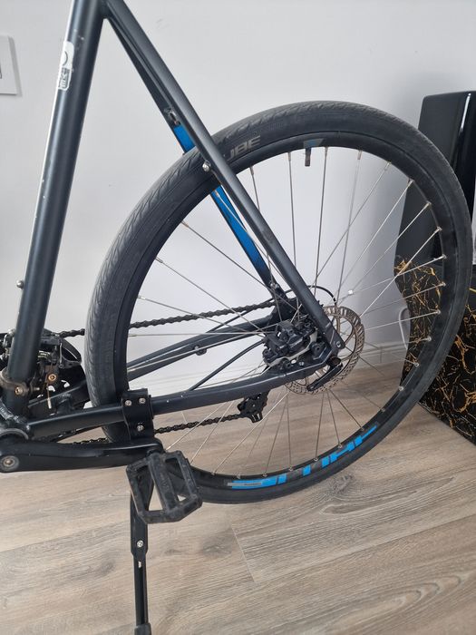 Bicicleta cube nature hpa