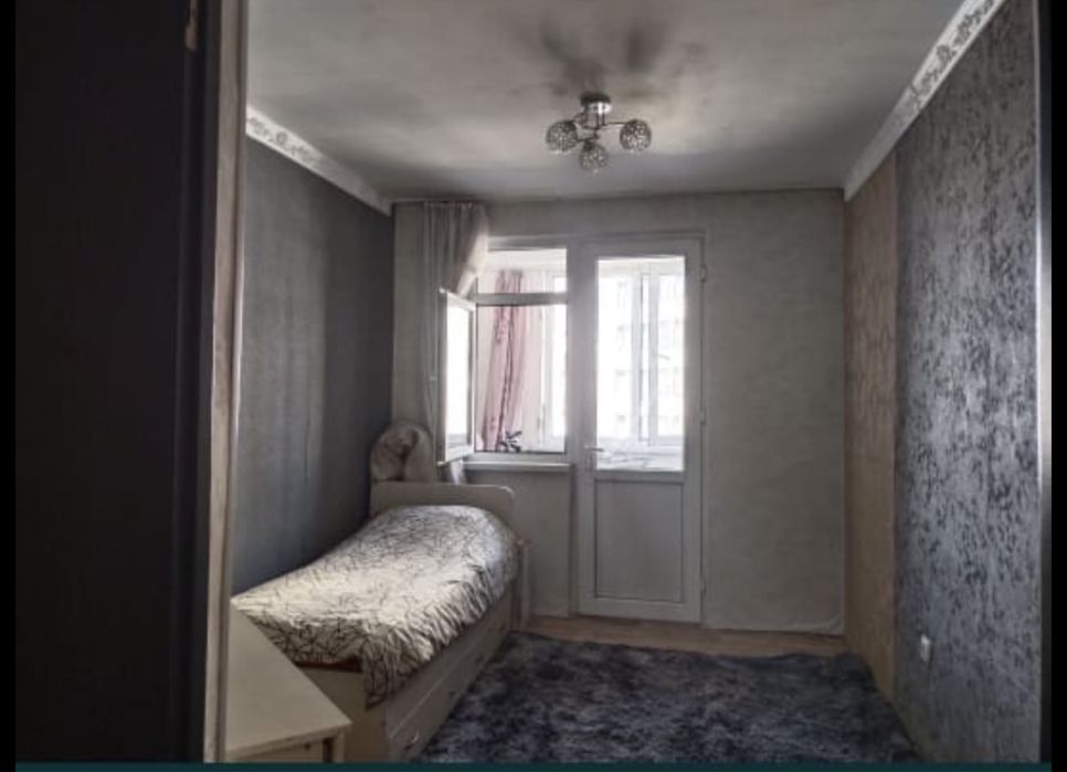 Продается двухкомнатная просторная квартира в отличном районе!!!