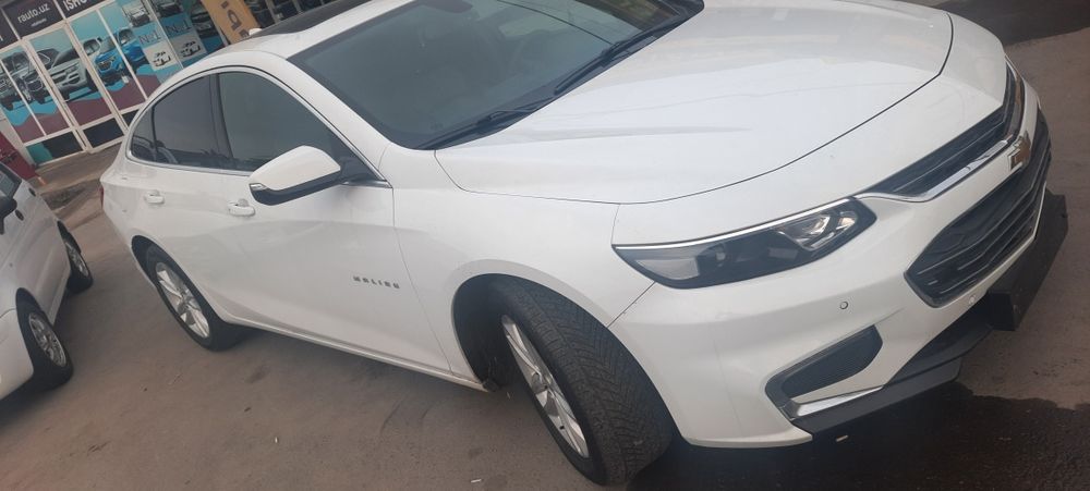 Malibu 2.4 sotiladi toza