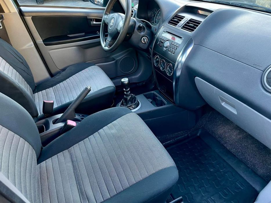 Suzuki SX4 / 4x4 / 1.9 D / 100 CP / An 2010 / Rate / Buy back