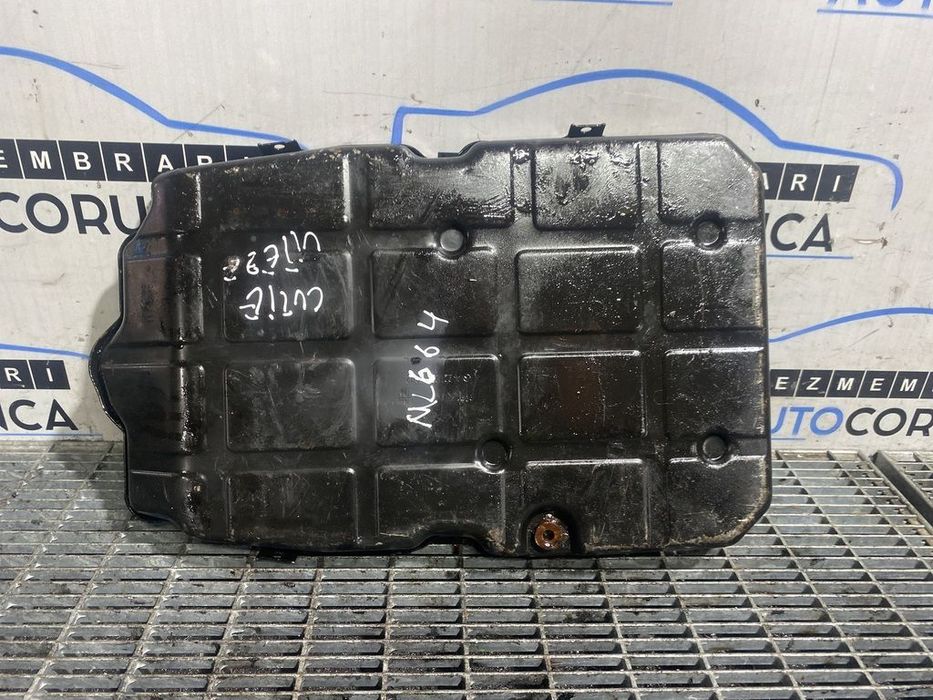 Capac distributie Mercedes ML W164 3.0 D 2005 - 2008 642.940 (664) CUTIE VITEZE ...